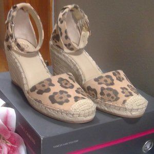Vince Camuto Venerly Natural Leopard 7.5W